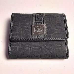 Liz clairborne black canvas with faux leather trim small logo